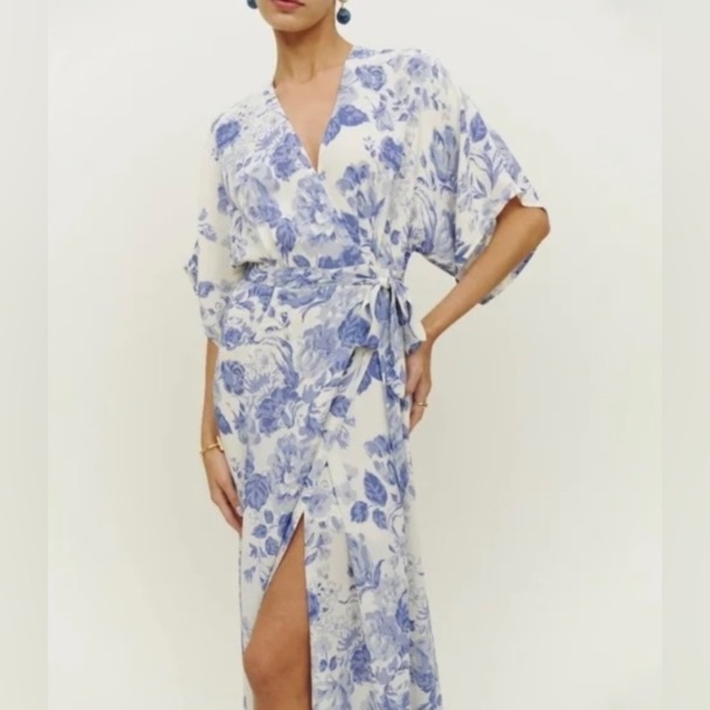 Reformation White and Blue Floral Maxi Dress Medium - Picture 6 of 9